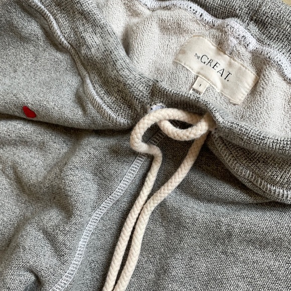 THE GREAT. Grey Embroidered Hearts Joggers. Size 1 - Picture 3 of 6